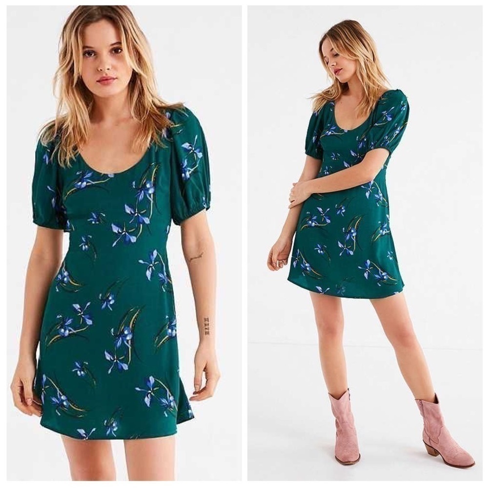 URBAN OUTFITTERS Epiphany Floral Mini Dress - Picture 1 of 3